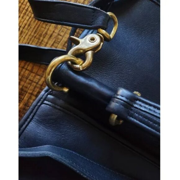 Authentic Coach 9927 Black Glove Leather Willis Station Crossbody Shoulder Bag - Picture 2 of 10